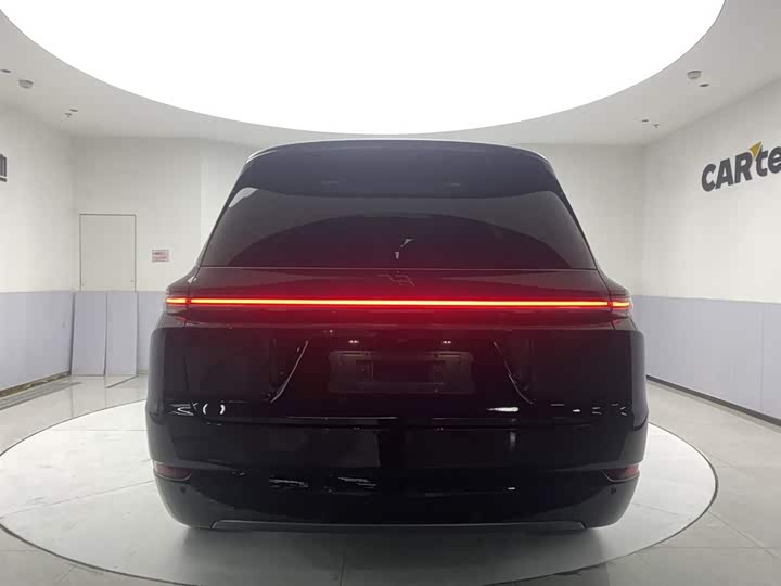 Фото 6 - LiXiang L9