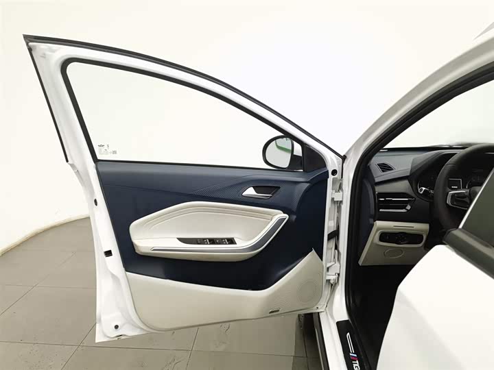 Фото 8 - Chery Tiggo 3x