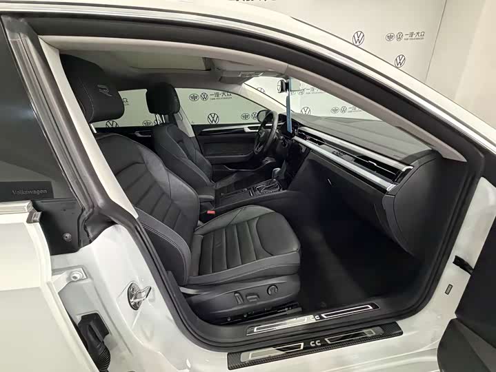 Фото 7 - Volkswagen CC