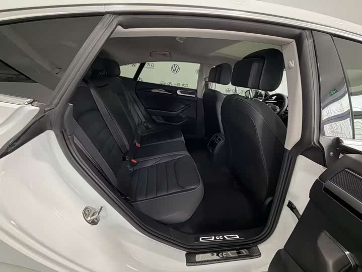 Фото 9 - Volkswagen CC