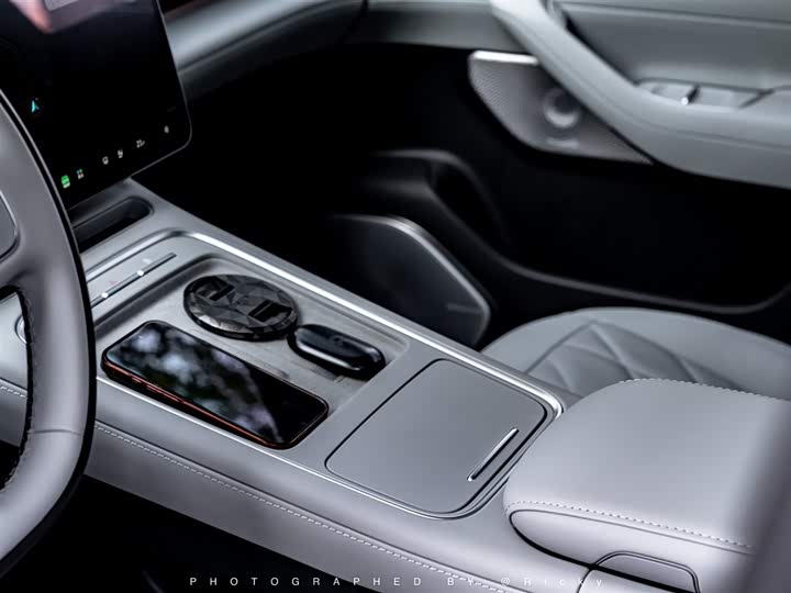 Фото 6 - Nio ES6