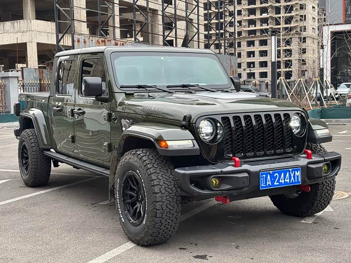Фото 1 - Jeep Gladiator
