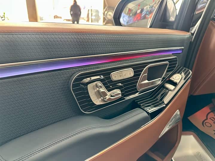 Фото 9 - Mercedes-Benz Vito