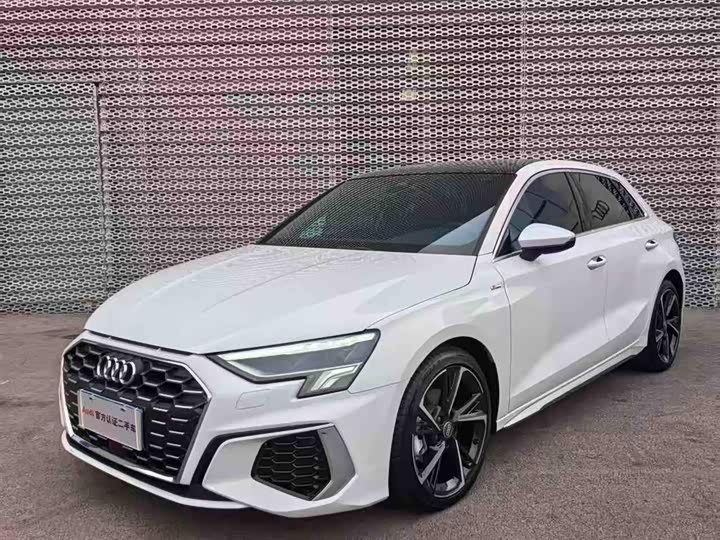 Фото 1 - Audi A3