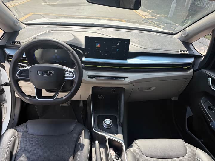 Фото 6 - Geely Geometry EX3