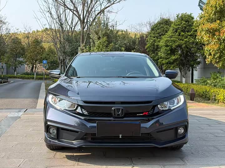 Фото 2 - Honda Civic