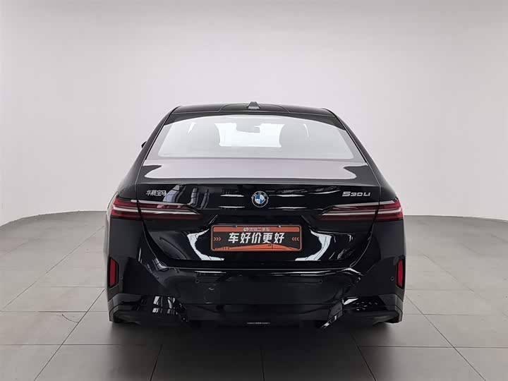 Фото 4 - BMW 5 Series