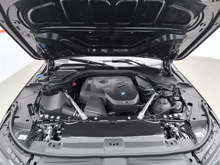 Фото 6 - BMW 5 Series