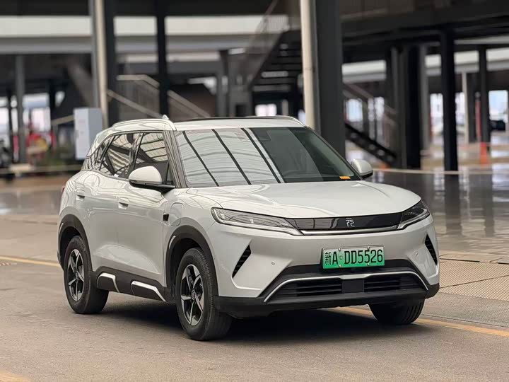 Фото 3 - BYD Yuan Up