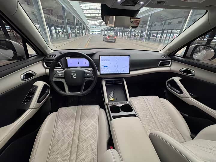 Фото 6 - BYD Yuan Up