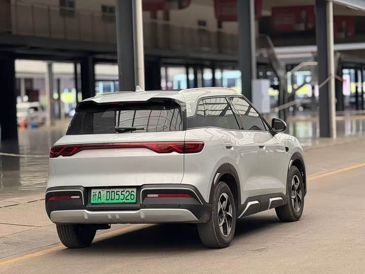 Фото 8 - BYD Yuan Up