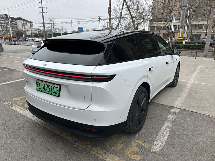 Фото 5 - LiXiang i6