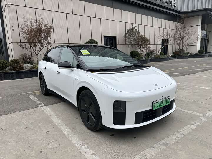 Фото 7 - LiXiang i6