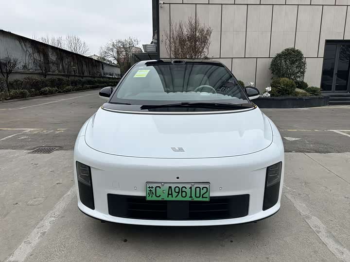 Фото 8 - LiXiang i6