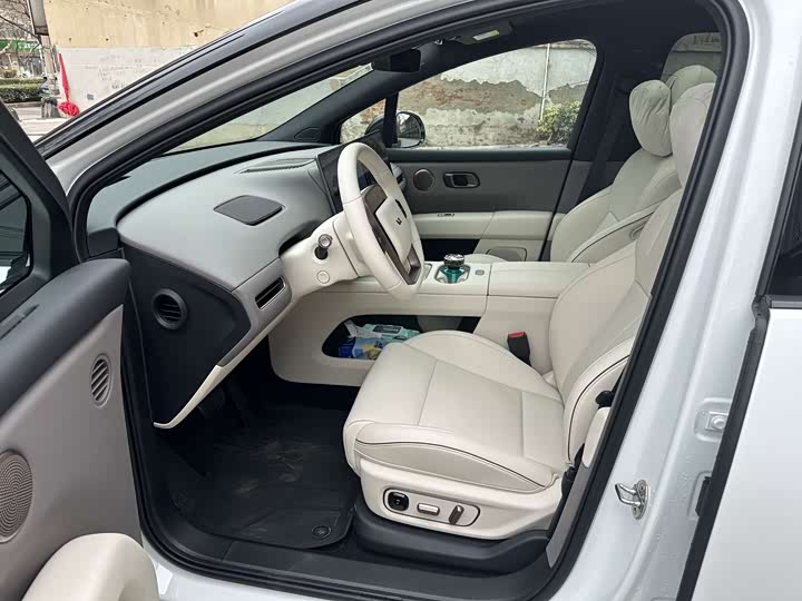 Фото 9 - LiXiang i6