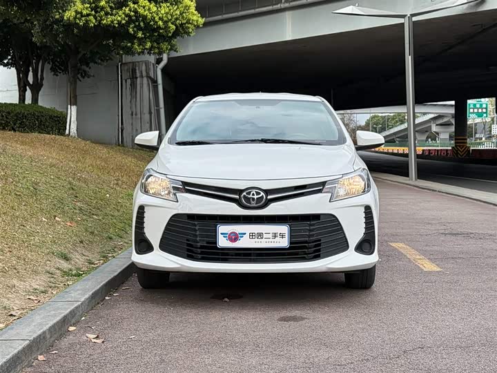 Photo 2 - Toyota Vios