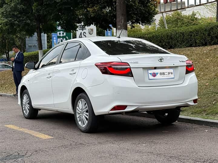 Photo 4 - Toyota Vios