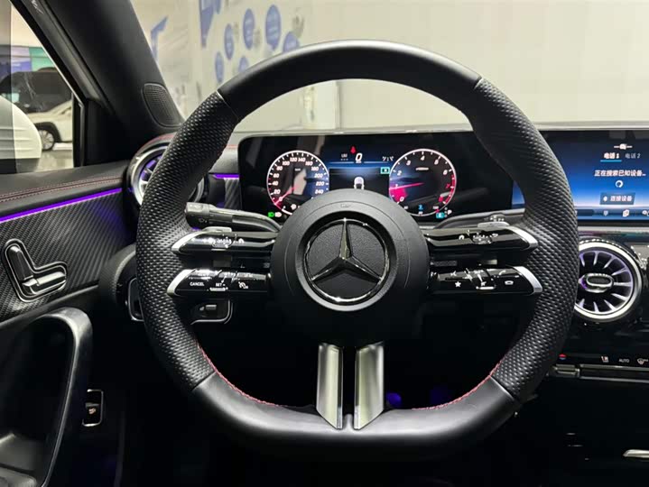 Фото 6 - Mercedes-Benz A-Class