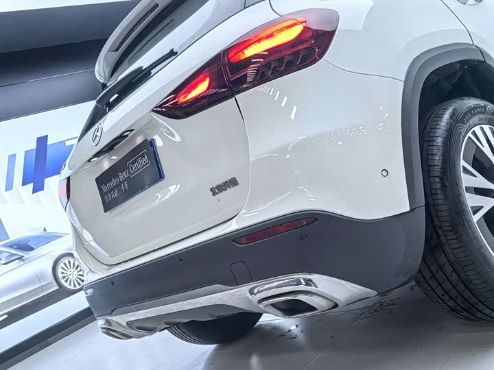 Фото 9 - Mercedes-Benz GLA-Class