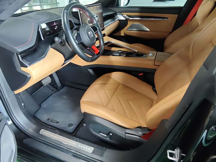 Фото 4 - Zeekr 001