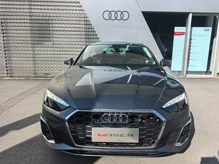 Фото 2 - Audi A5