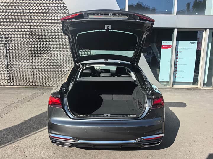 Фото 5 - Audi A5