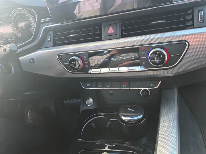 Фото 7 - Audi A5