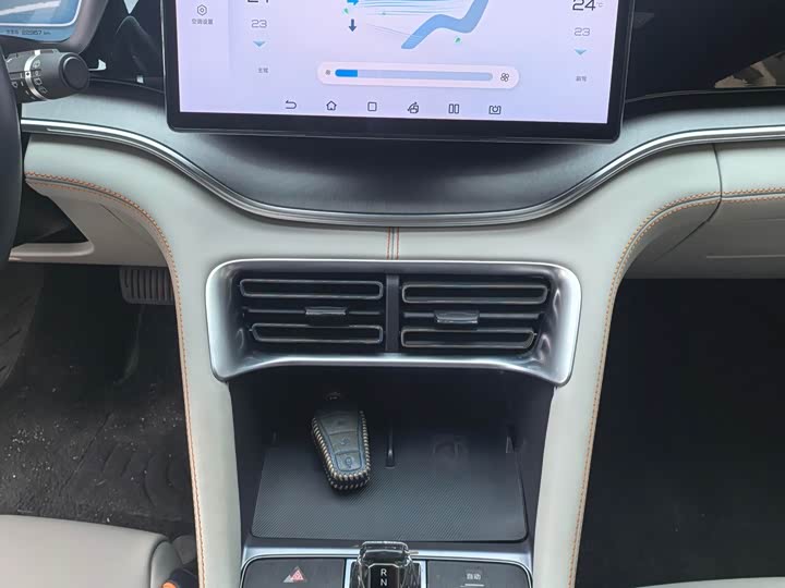 Фото 6 - BYD Song Plus Hybrid/EV