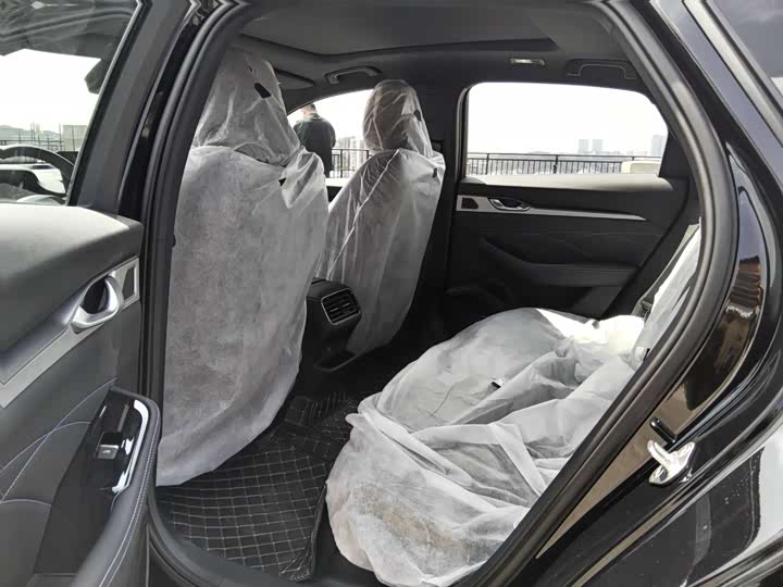 Фото 7 - Geely Preface