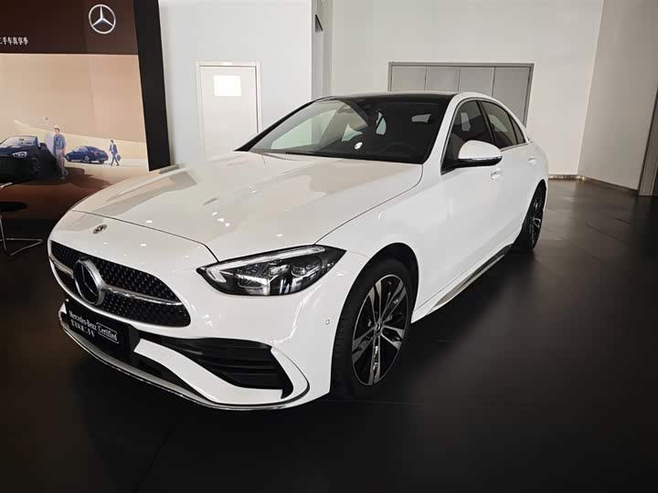 Photo 1 - Mercedes-Benz C-Class Hybrid