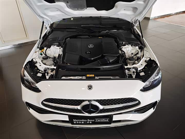 Photo 5 - Mercedes-Benz C-Class Hybrid