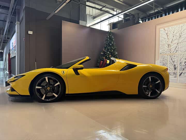 Photo 5 - Ferrari SF90