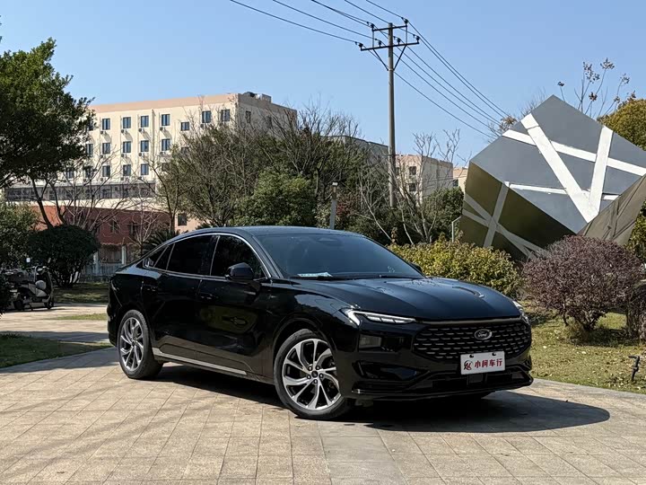 Фото 3 - Ford Mondeo