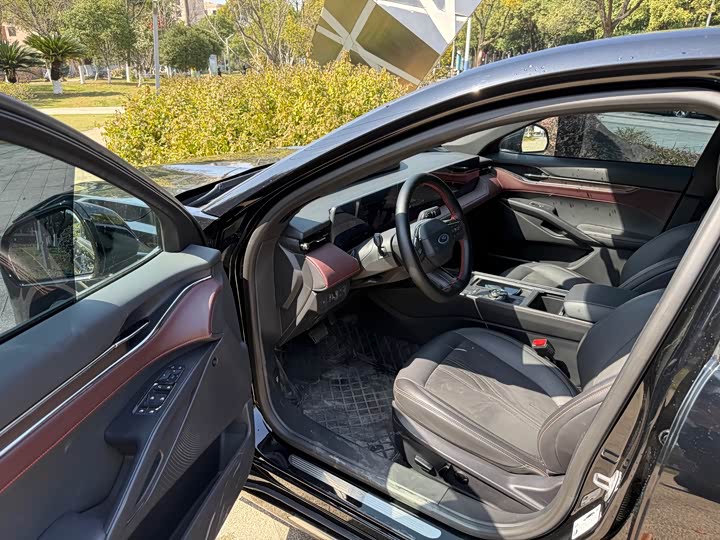 Фото 9 - Ford Mondeo