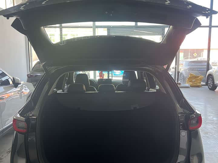 Фото 8 - Mazda CX-5