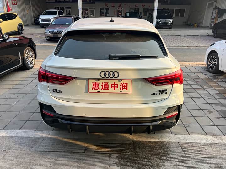 Фото 4 - Audi Q3 Sportback