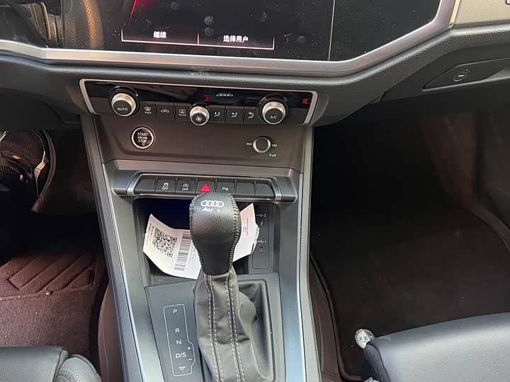 Фото 9 - Audi Q3 Sportback