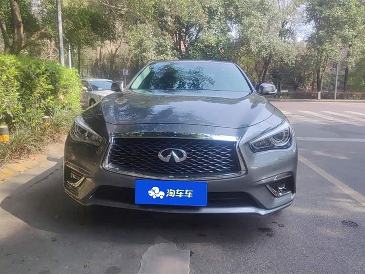 Фото 2 - Infiniti Q50L