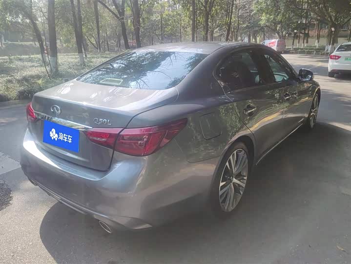 Фото 3 - Infiniti Q50L