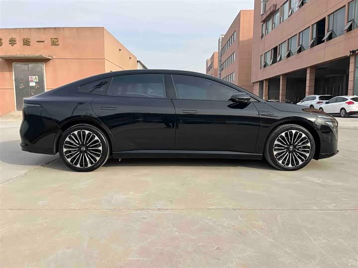 Фото 5 - Nissan N7