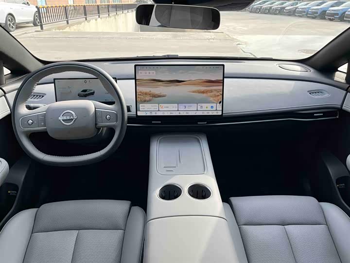 Фото 9 - Nissan N7