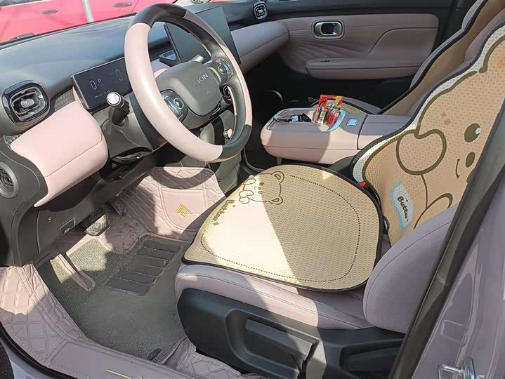 Фото 9 - GAC Aion UT