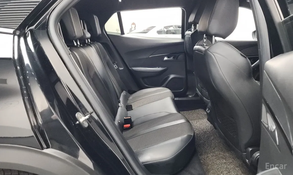 Photo 12 - Peugeot 2008