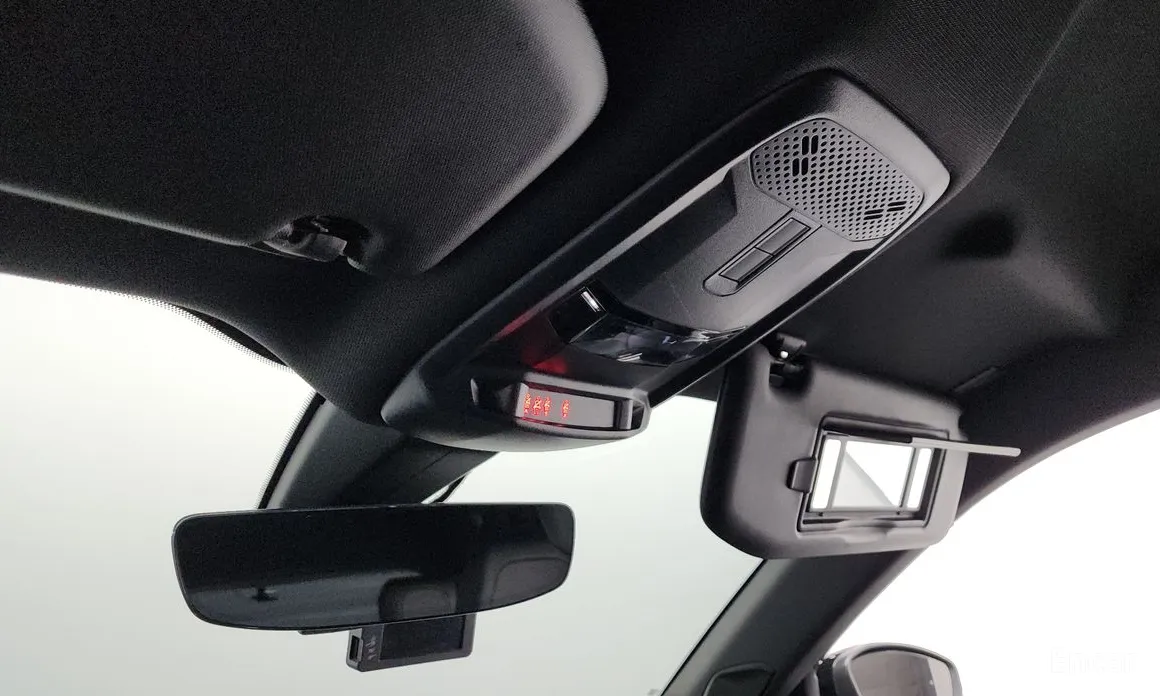 Photo 19 - Peugeot 2008