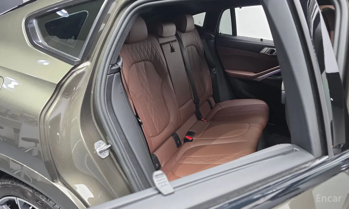 Фото 12 - BMW X6