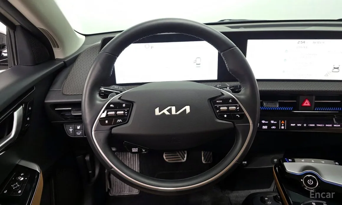 Photo 13 - Kia EV6
