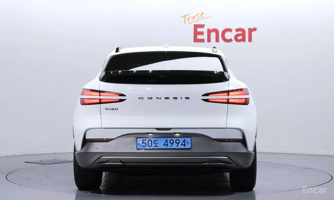 Фото 4 - Genesis GV60