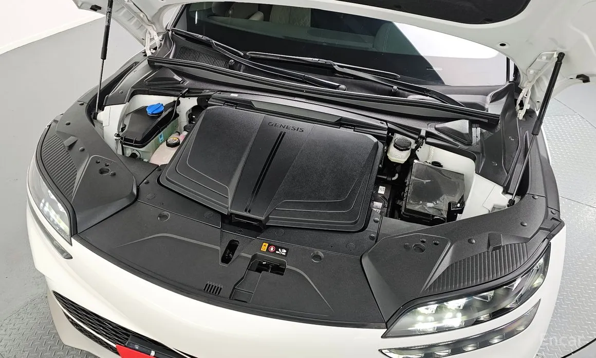 Фото 6 - Genesis GV60