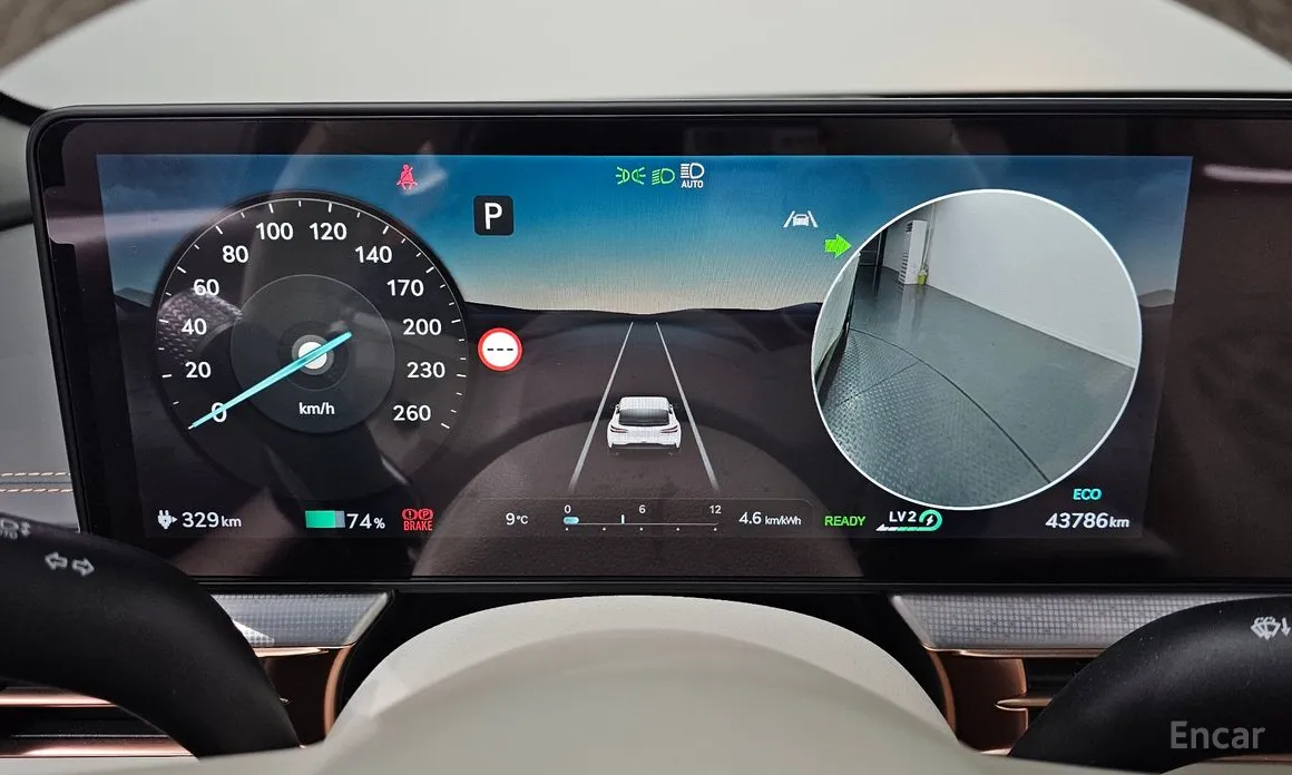 Фото 8 - Genesis GV60