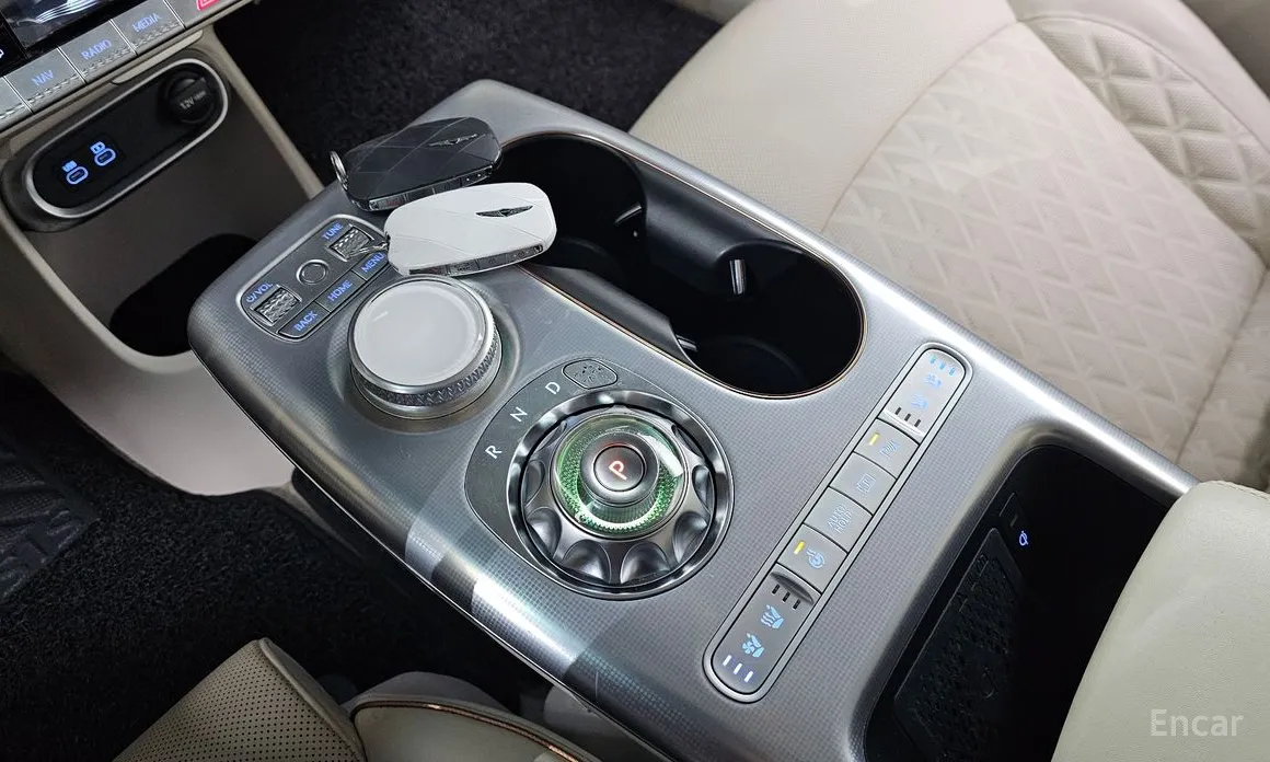 Фото 9 - Genesis GV60